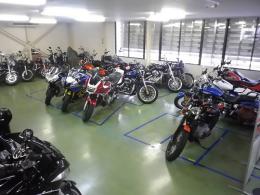 EAGLE STAR オートバイ駐車場(ガレージ)
